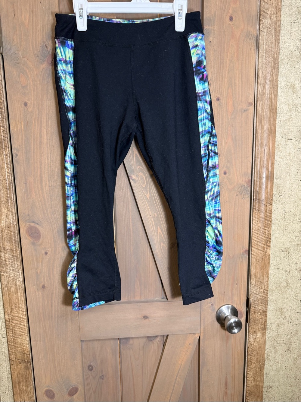 Cynthia Rowley Black Capri Leggings with Blue and Green Side Panels